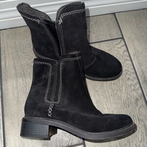 Elegant Black Ankle Booties